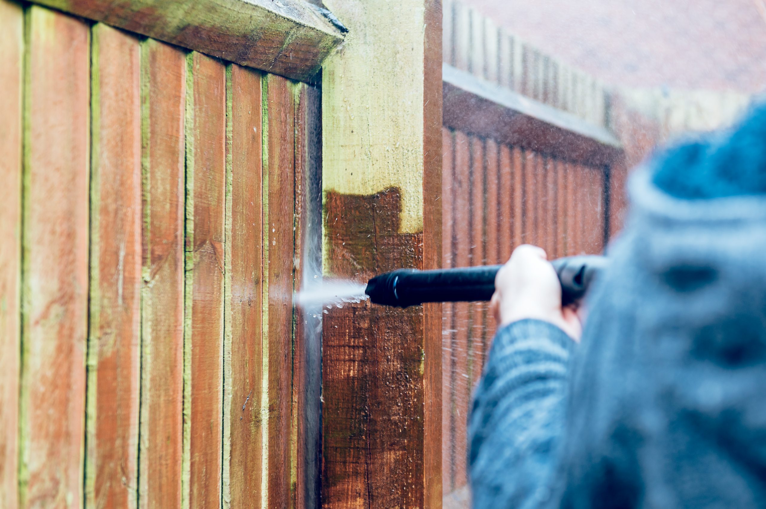 Fence Cleaning in the Eastern Panhandle